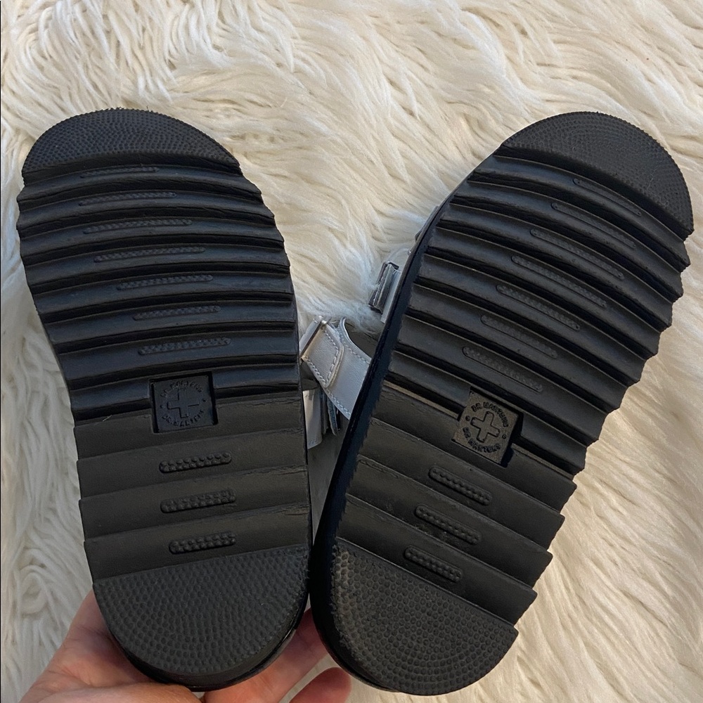 Dr. Martens Black and White Sandals size 7 BNWOT see all photos - Picture 7 of 12